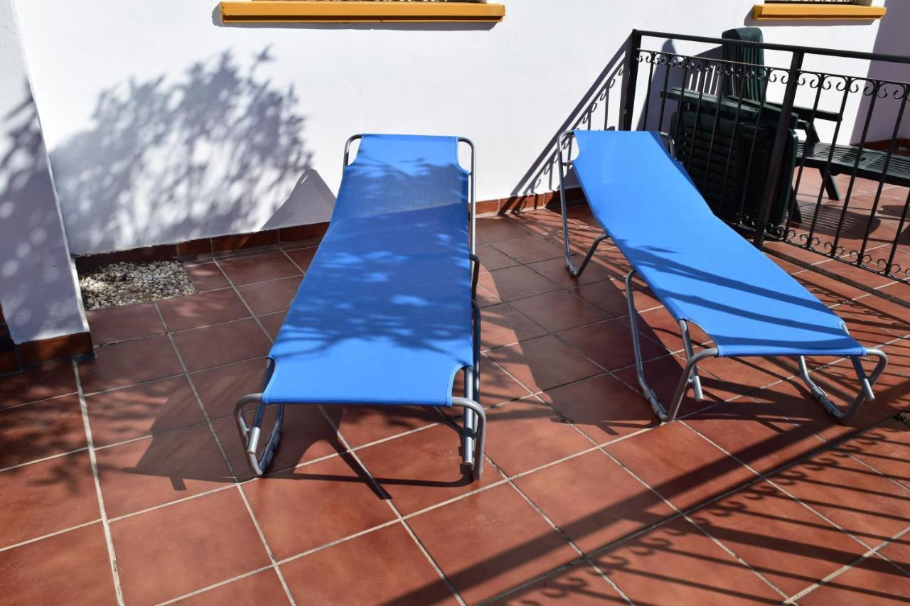 Ground Floor Apartment - Opposite Pool C Оріуела Екстер'єр фото